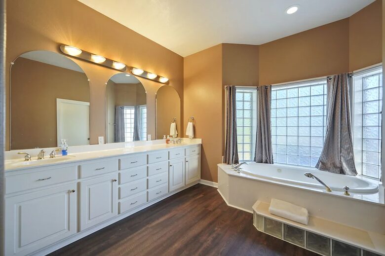 Master bathroom tub and double sinks
