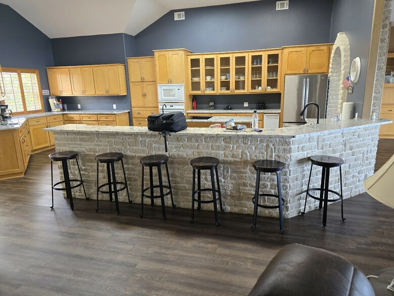 Kitchen bar seating