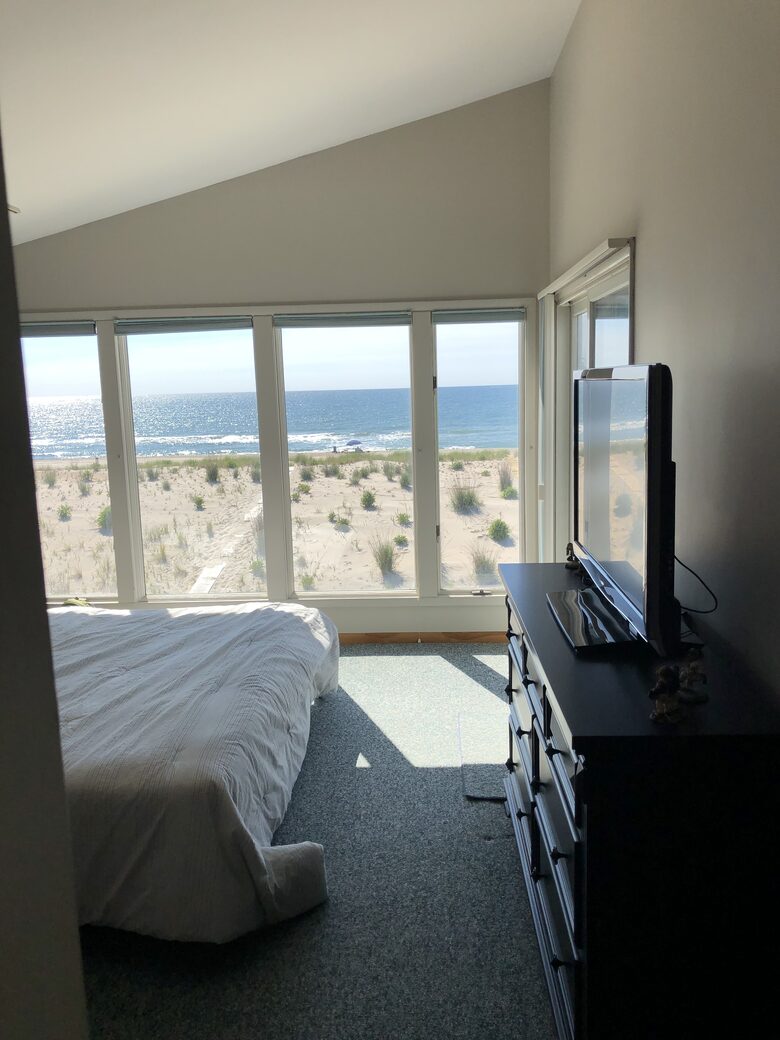 LBI Oceanfront Beach House - Brant beach, New Jersey