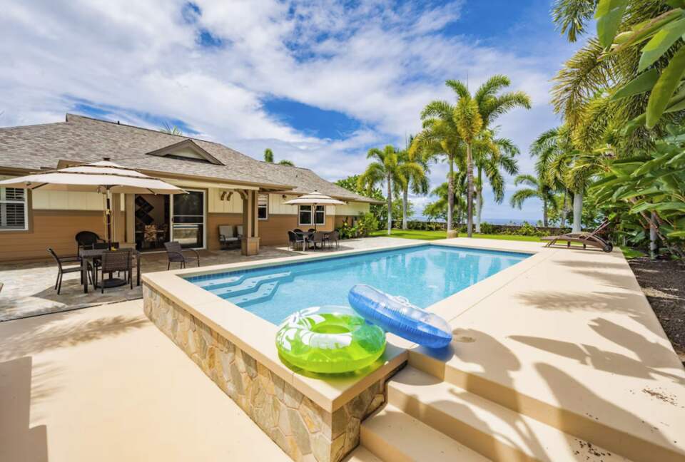 Tropical Paradise with Private Pool & Expansive Ocean Views - Kailua Kona, Hawaii