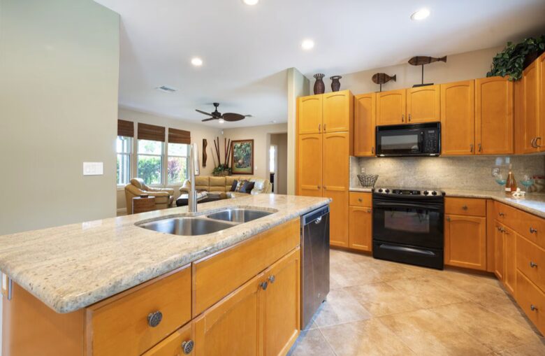 Tropical Paradise with Private Pool & Expansive Ocean Views - Kailua Kona, Hawaii