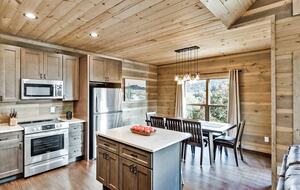 Smoky Mountain Escape with Breathtaking Views, Movie Room, & Hot Tub - Sevierville, Tennessee