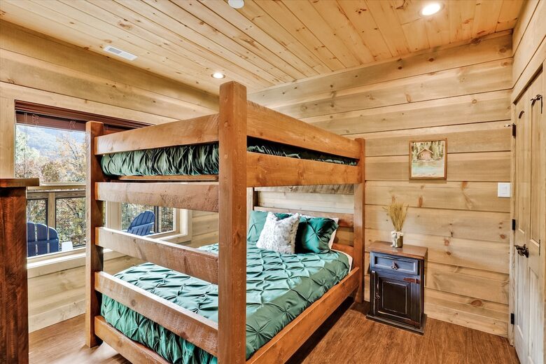 Smoky Mountain Escape with Breathtaking Views, Movie Room, & Hot Tub - Sevierville, Tennessee