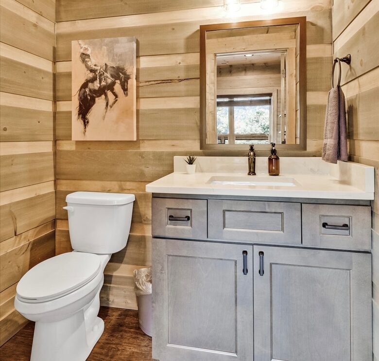 Smoky Mountain Escape with Breathtaking Views, Movie Room, & Hot Tub - Sevierville, Tennessee