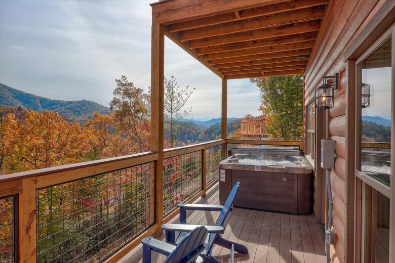 Smoky Mountain Escape with Breathtaking Views, Movie Room, & Hot Tub - Sevierville, Tennessee