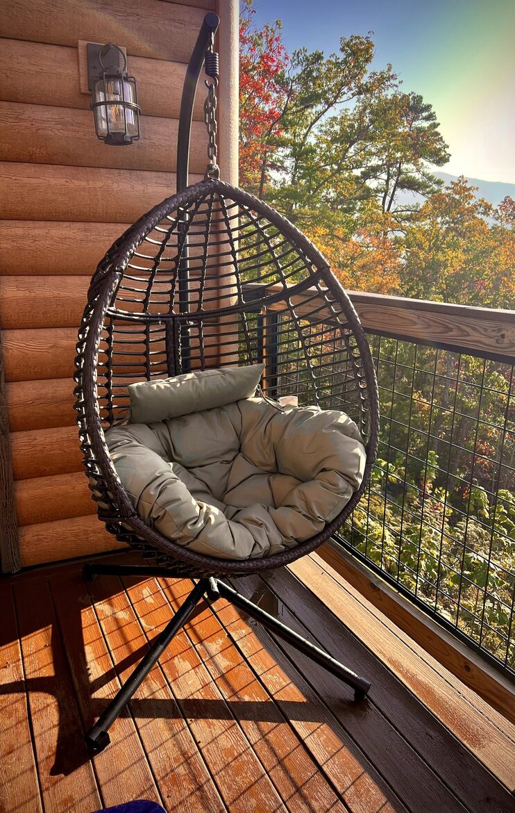 Smoky Mountain Escape with Breathtaking Views, Movie Room, & Hot Tub - Sevierville, Tennessee
