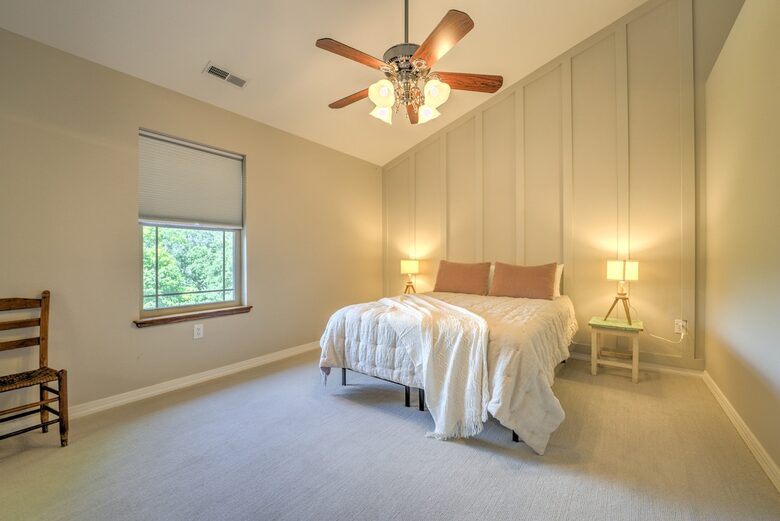 Cozy Blue Ridge Escape with Stunning Scenic Vistas - Tuckasegee, North Carolina