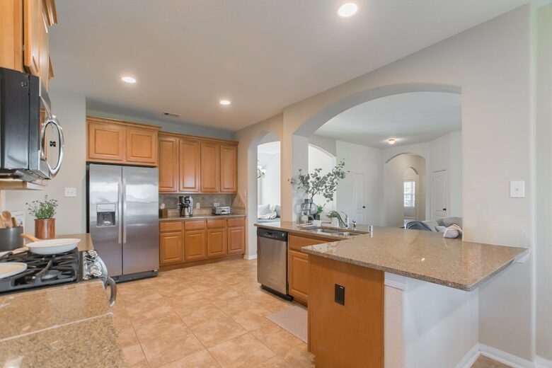 Scenic Serenity in The Woodlands’ Creekside Village - The Woodlands, Texas