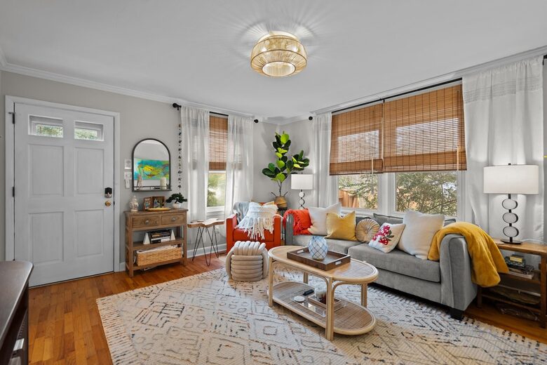 Mid-Century Elegance Near the Coast - Wilmington, North Carolina