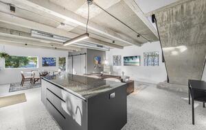 Tranquil Modern Escape Near Coral Gables - Miami, Florida