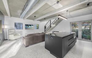 Tranquil Modern Escape Near Coral Gables - Miami, Florida