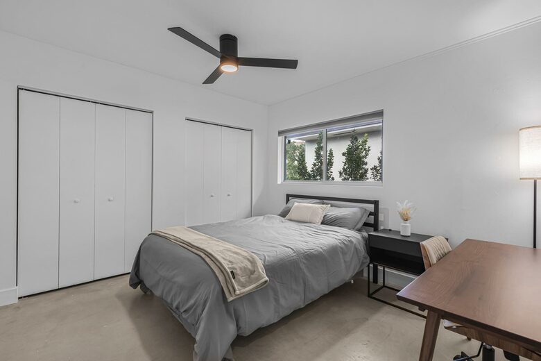 Tranquil Modern Escape Near Coral Gables - Miami, Florida