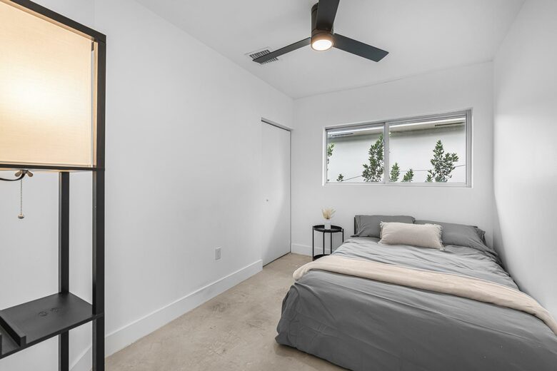 Tranquil Modern Escape Near Coral Gables - Miami, Florida