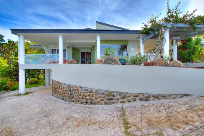 Exclusive Creole Estate with Breathtaking Vistas - Sainte-Rose, Guadeloupe