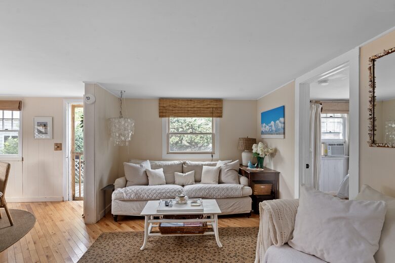 Cozy Fire Island Cottage Steps from the Water - Ocean Beach, New York
