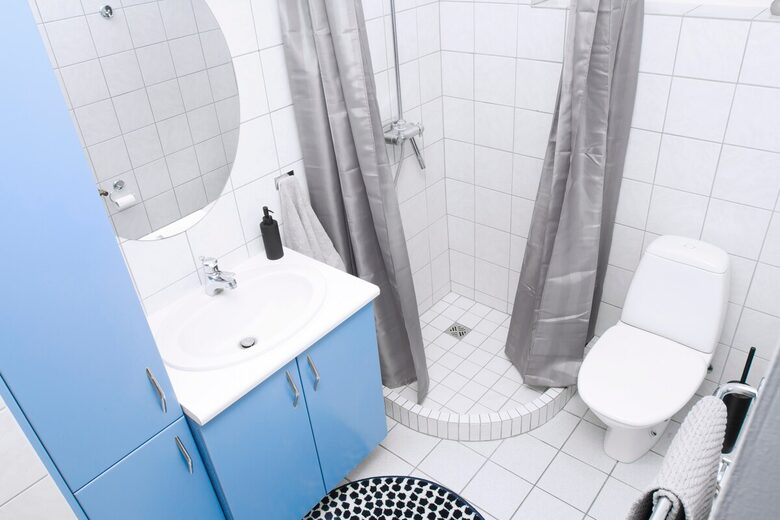 Charming Akureyri 3BD Apartment with Fjord Views - Akureyri, Iceland