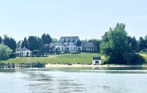 The Potomac Grand Retreat - King George, Virginia