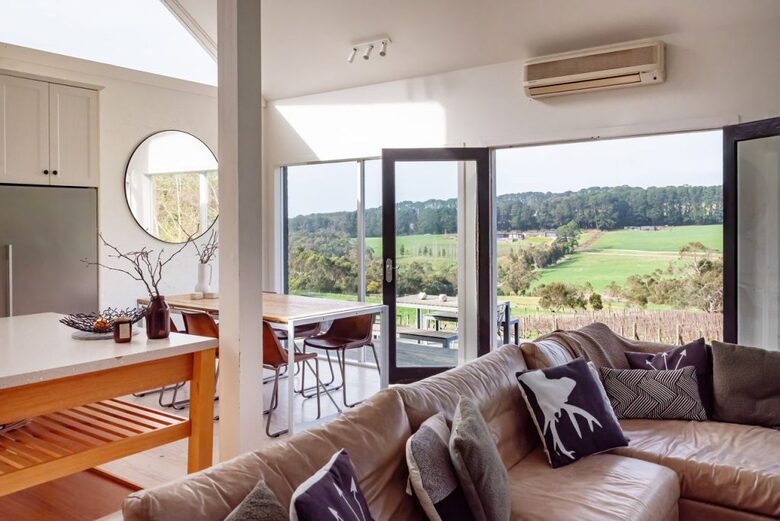 Nafplio | A Sophisticated Vineyard Escape in Red Hill South - Red Hill South, Australia