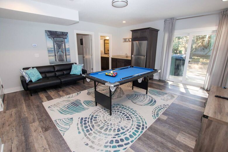 Game room with pullout couch