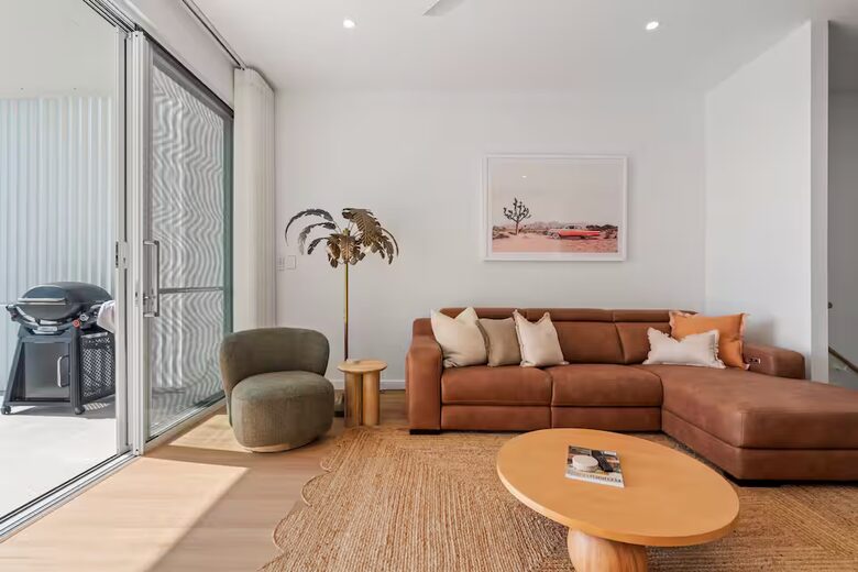 Palm Springs Meets the Coast | A Luxurious Beachfront Retreat - Aldinga Beach, Australia