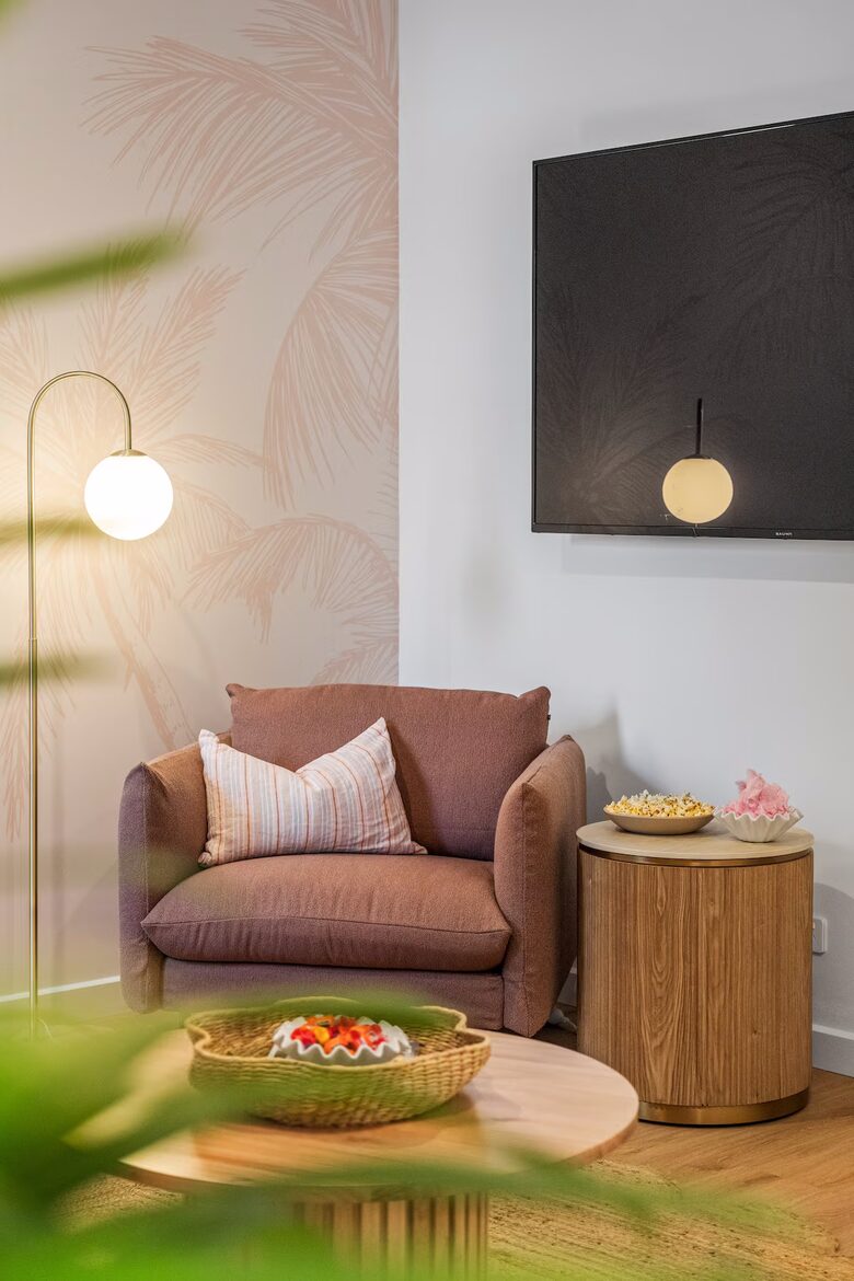 Palm Springs Meets the Coast | A Luxurious Beachfront Retreat - Aldinga Beach, Australia