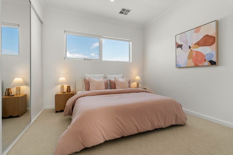 Palm Springs Meets the Coast | A Luxurious Beachfront Retreat - Aldinga Beach, Australia