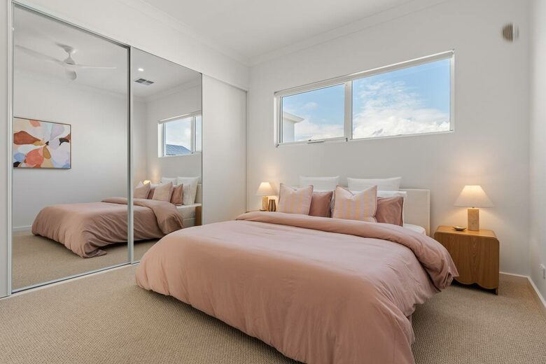 Palm Springs Meets the Coast | A Luxurious Beachfront Retreat - Aldinga Beach, Australia