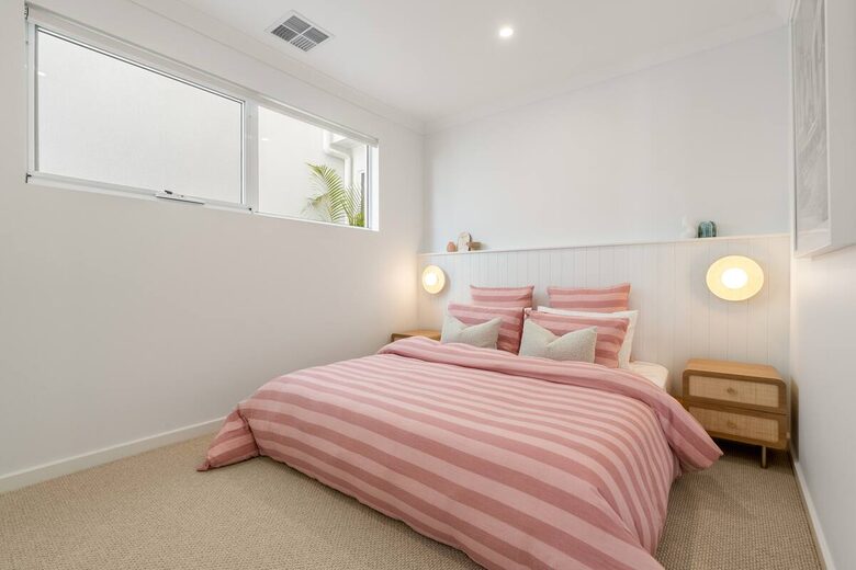 Palm Springs Meets the Coast | A Luxurious Beachfront Retreat - Aldinga Beach, Australia