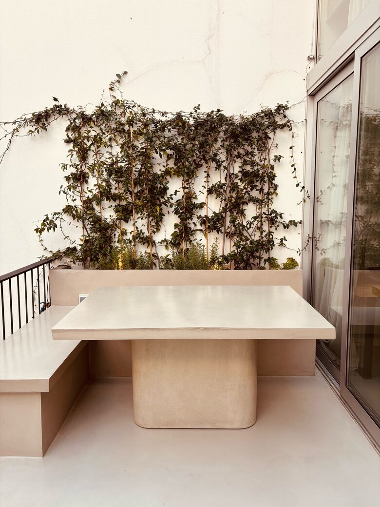 Casa Silvia - Barcelona, Spain