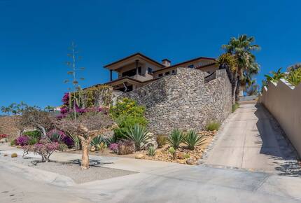 Sophisticated Villa with Panoramic Views & Resort Amenities - San Jose del Cabo, Mexico