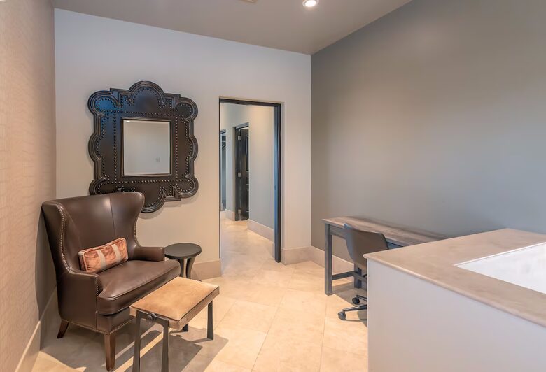 Sophisticated Villa with Panoramic Views & Resort Amenities - San Jose del Cabo, Mexico