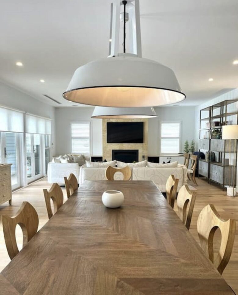 Beachside Bliss with a Stunning Pool & Outdoor Entertaining - Sorrento, Australia