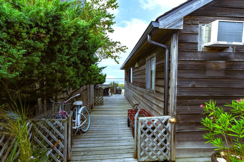 Cozy Fire Island Cottage Steps from the Water - Ocean Beach, New York