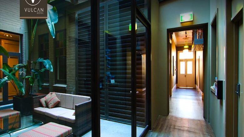 Vulcan Hotel - Sydney City District - Sydney, Australia