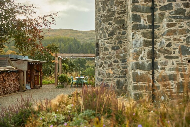 Kilmartin Castle | A 16th-Century Scottish Retreat - Kilmartin, United Kingdom