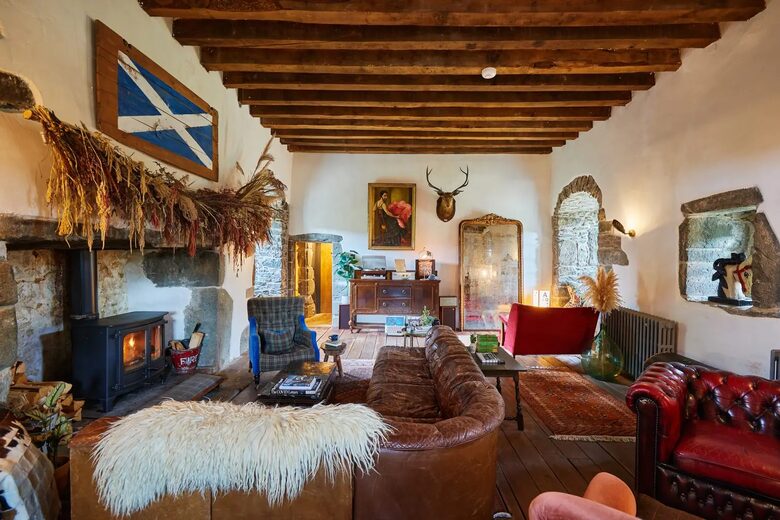 Kilmartin Castle | A 16th-Century Scottish Retreat - Kilmartin, United Kingdom