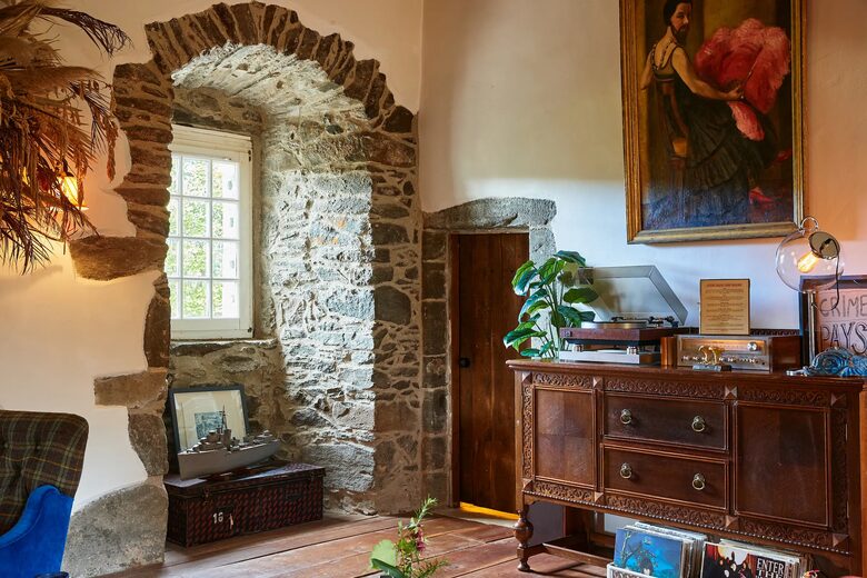 Kilmartin Castle | A 16th-Century Scottish Retreat - Kilmartin, United Kingdom