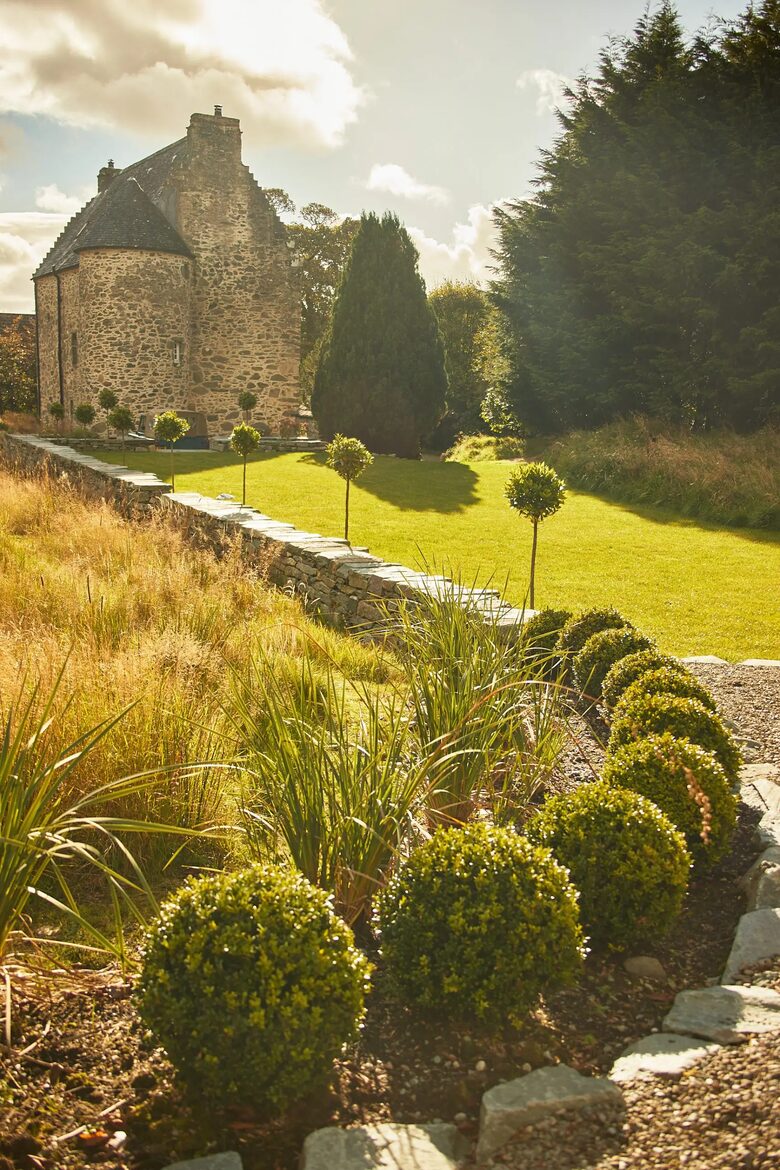 Kilmartin Castle | A 16th-Century Scottish Retreat - Kilmartin, United Kingdom