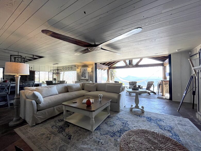 Timeless Elegance Meets Nature in the Heart of the Blue Ridge - Highlands, North Carolina