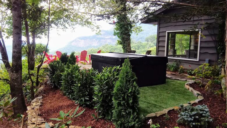 Timeless Elegance Meets Nature in the Heart of the Blue Ridge - Highlands, North Carolina