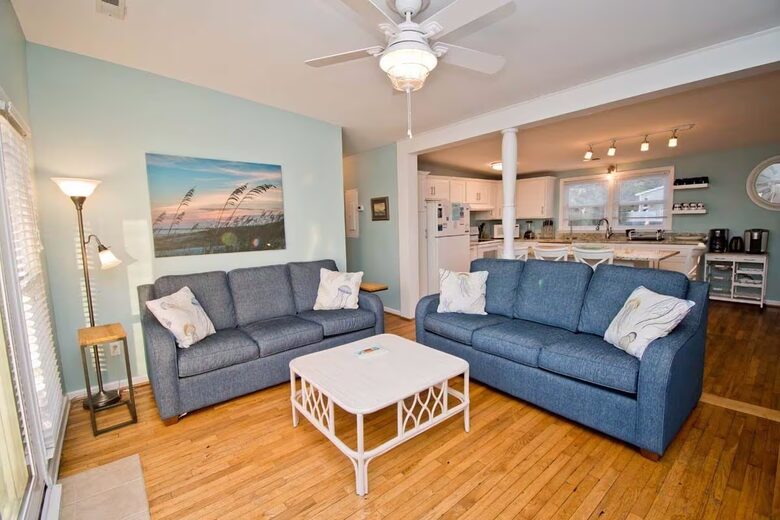 Oceanview Retreat with Private Pool & Tiki Bar - Emerald Isle, North Carolina