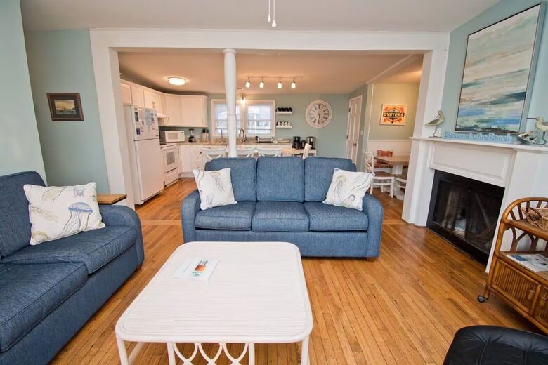 Oceanview Retreat with Private Pool & Tiki Bar - Emerald Isle, North Carolina