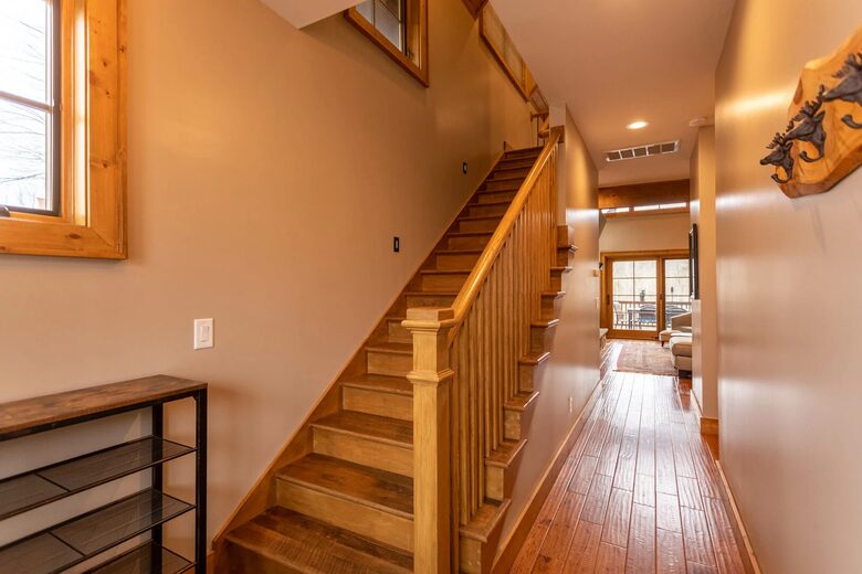 Modern Mountain Elegance in Eagles Nest - Banner Elk, North Carolina