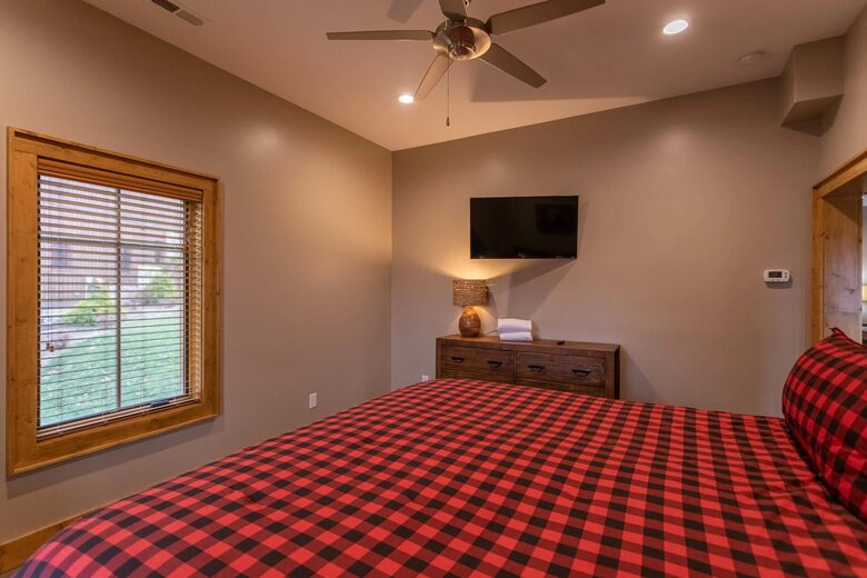Modern Mountain Elegance in Eagles Nest - Banner Elk, North Carolina