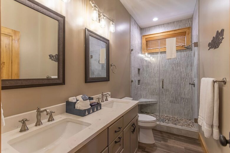 Modern Mountain Elegance in Eagles Nest - Banner Elk, North Carolina