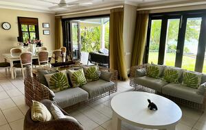 Beach House in Paradise garden - Eden Island, Victoria, Seychelles