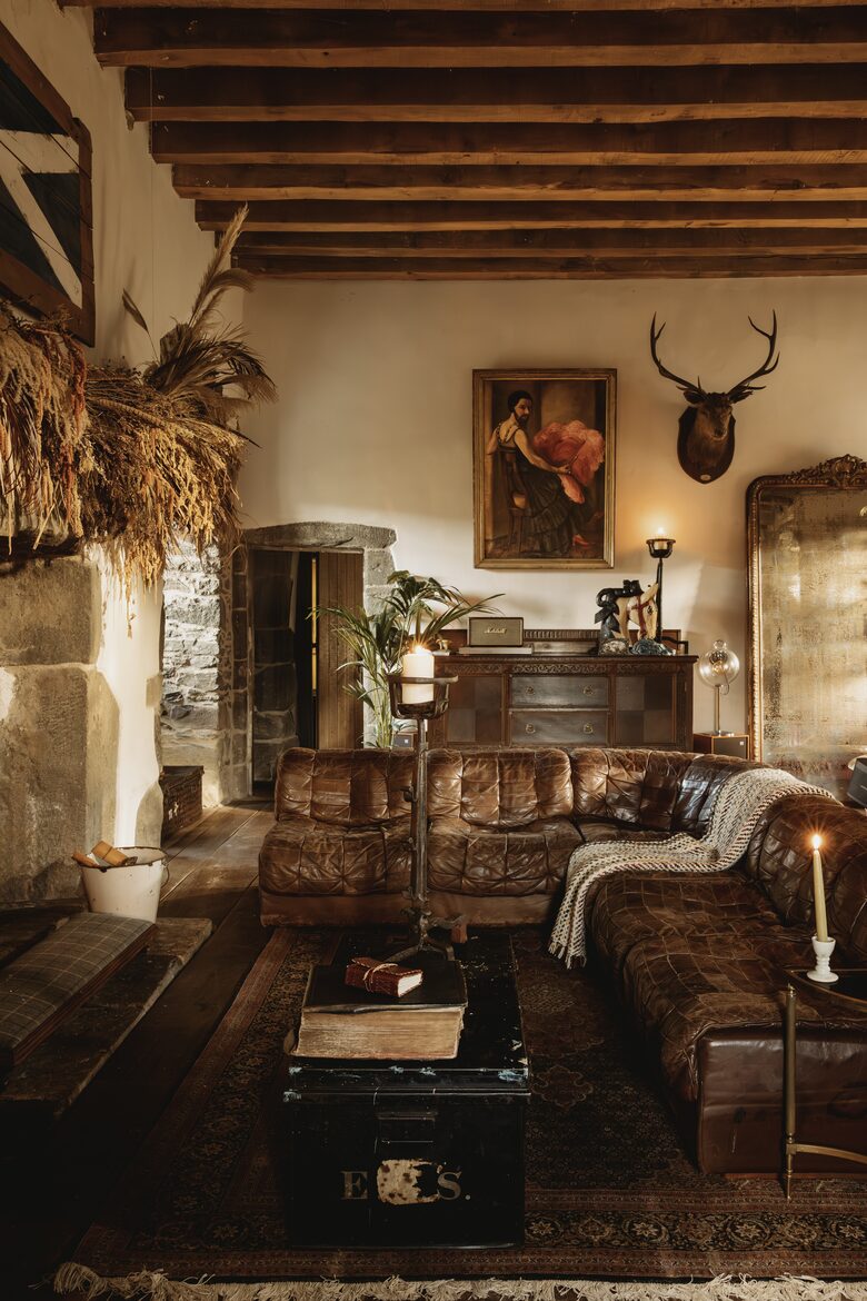 Kilmartin Castle | A 16th-Century Scottish Retreat - Kilmartin, United Kingdom