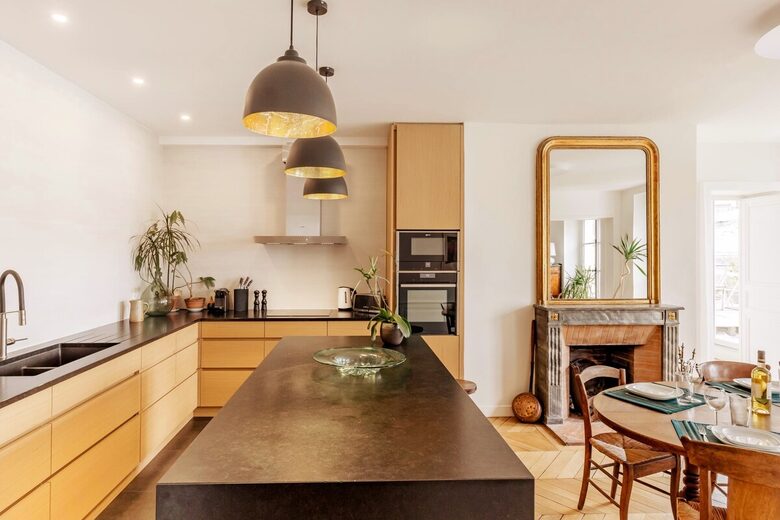 Exceptional Apartment in the heart of Paris - Paris, France