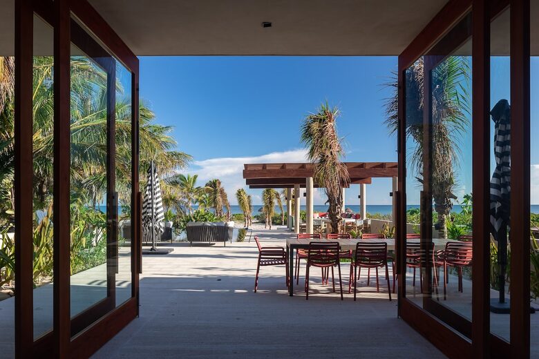 A Breathtaking Coastal Haven with Private Beachfront - San Benito, Mexico