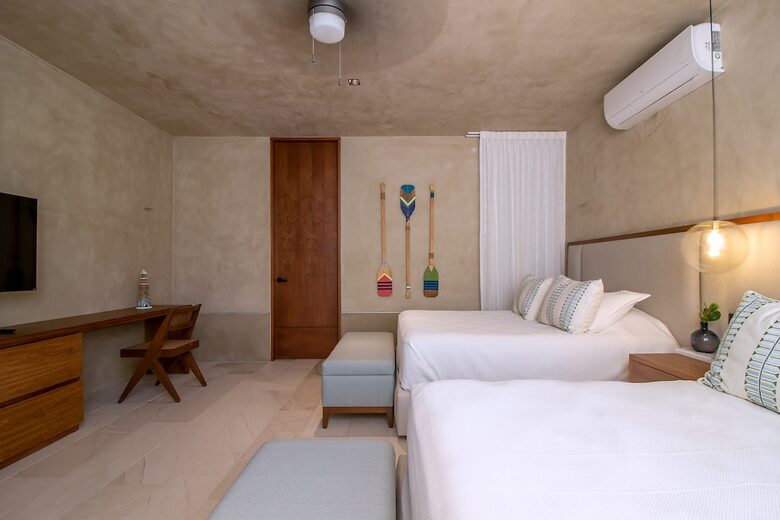 A Breathtaking Coastal Haven with Private Beachfront - San Benito, Mexico